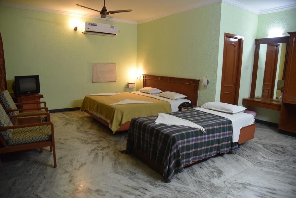 Hotel Green Park Kumbakonam Eksteriør billede