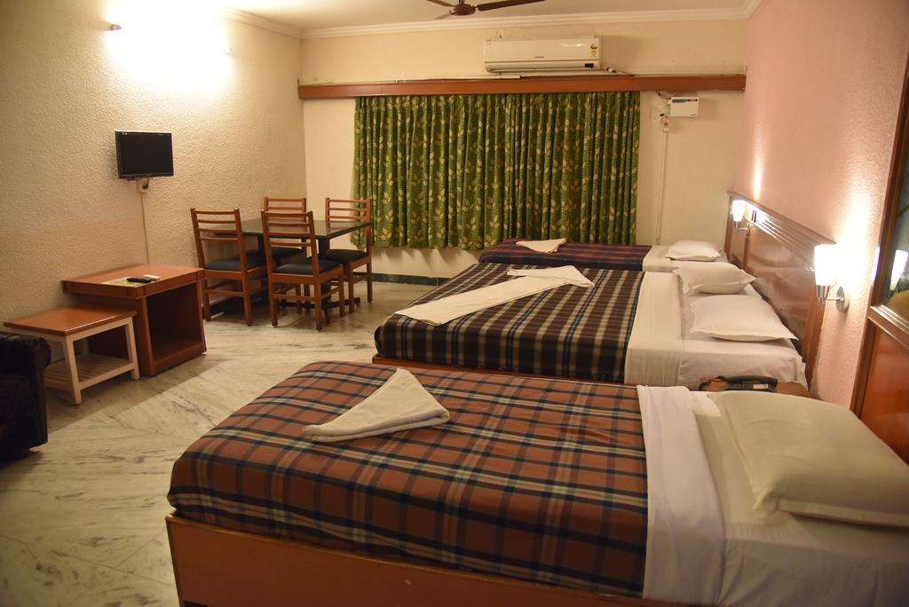 Hotel Green Park Kumbakonam Værelse billede